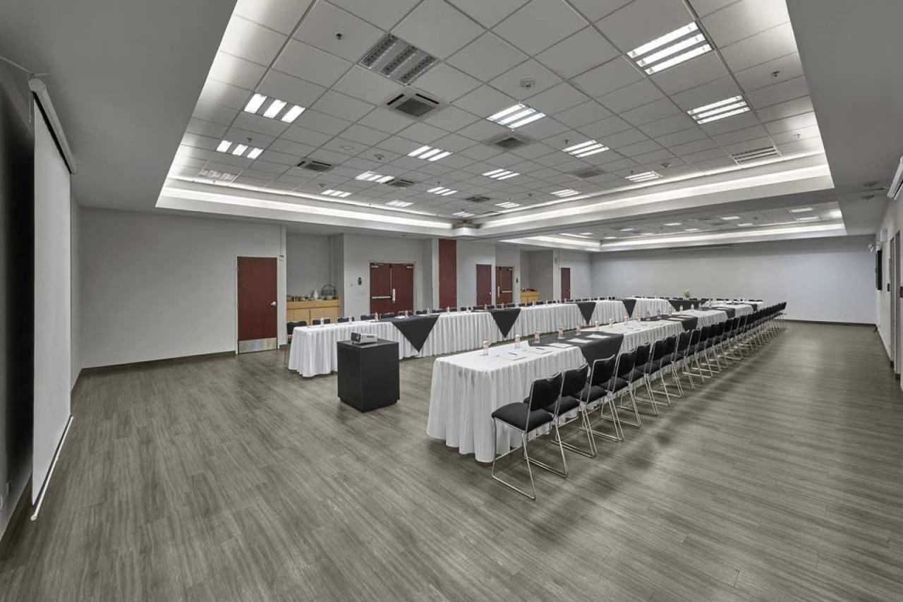 City Express Suites By Marriott Silao Aeropuerto Екстериор снимка