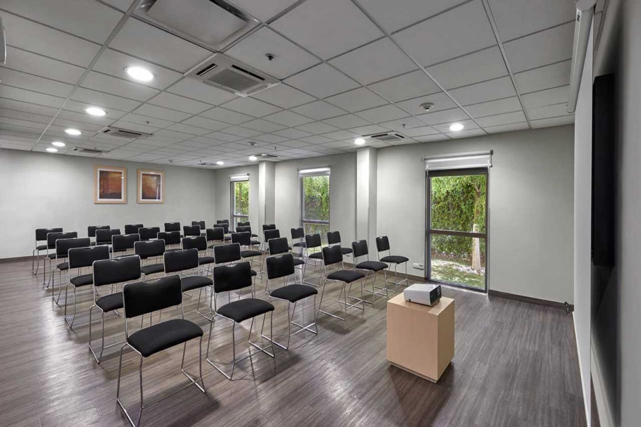 City Express Suites By Marriott Silao Aeropuerto Екстериор снимка