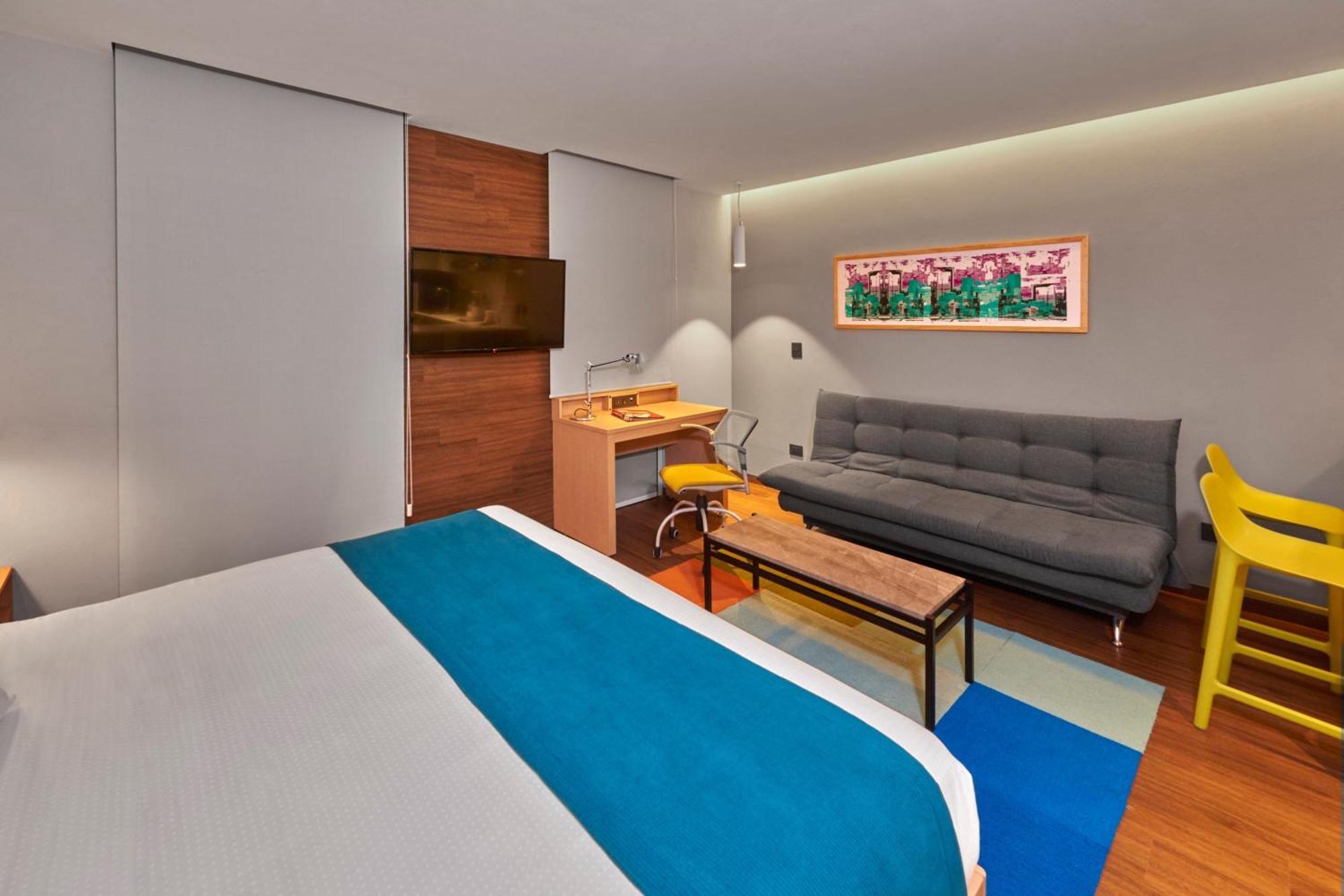 City Express Suites By Marriott Silao Aeropuerto Екстериор снимка