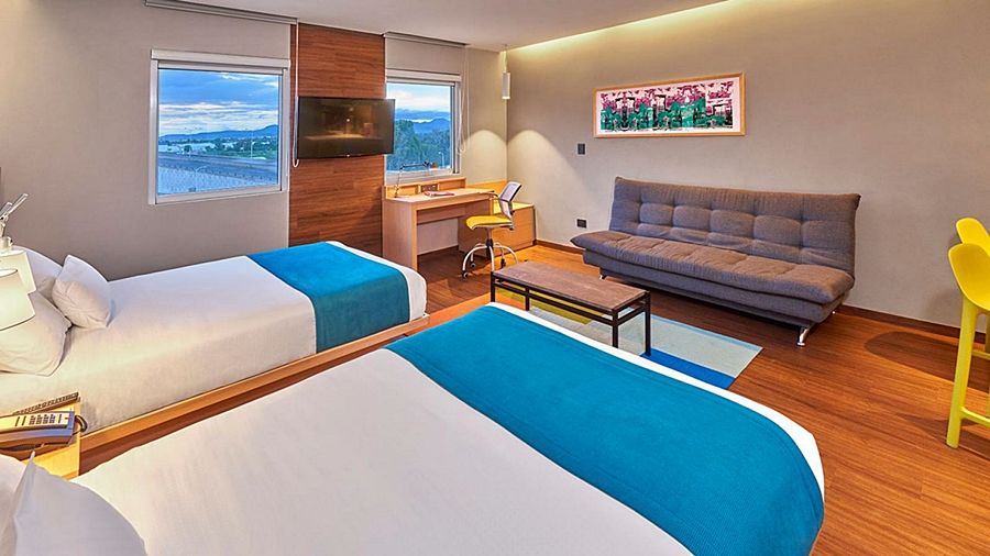 City Express Suites By Marriott Silao Aeropuerto Екстериор снимка
