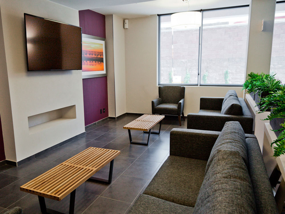 City Express Suites By Marriott Silao Aeropuerto Екстериор снимка