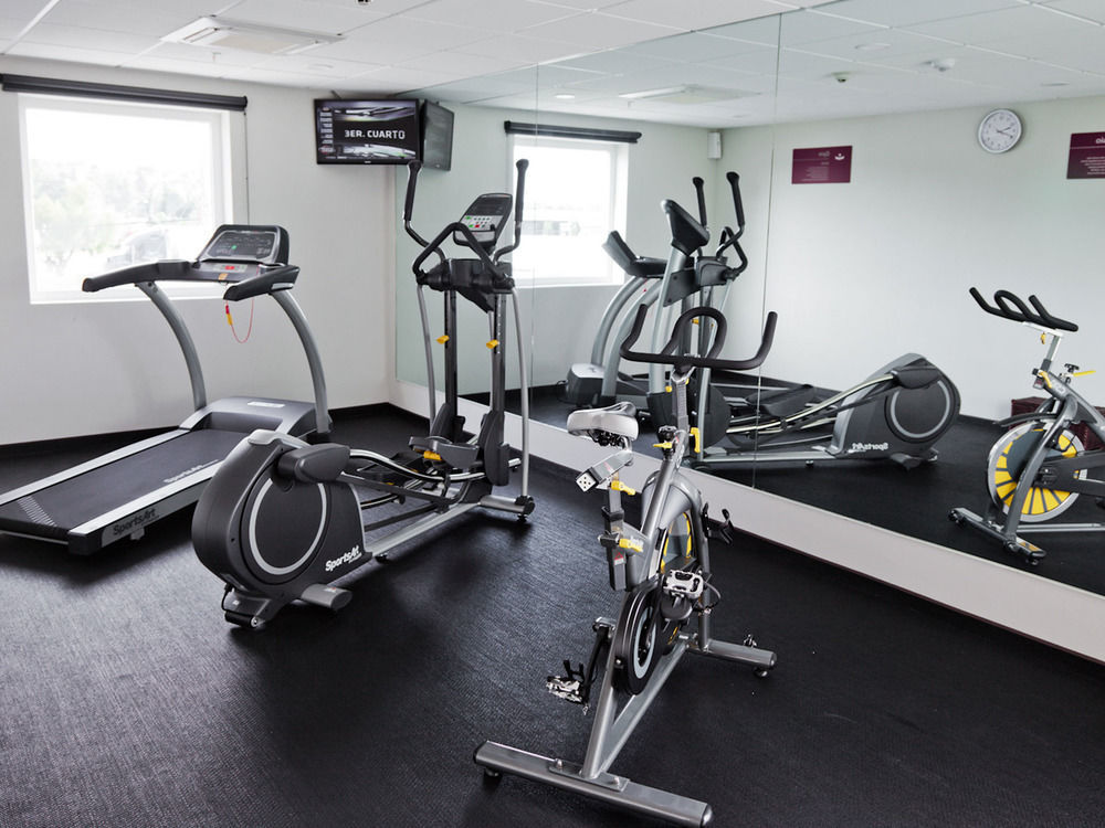 City Express Suites By Marriott Silao Aeropuerto Екстериор снимка
